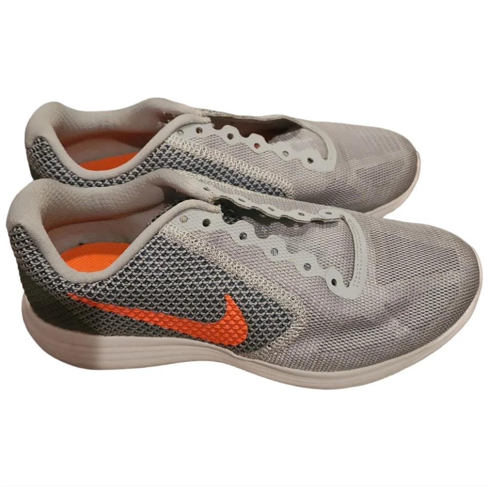 Nike Revolution 3 Running Womens Shoes 819303-002 Wolf Grey Hyper Orange…
